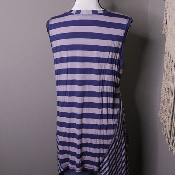 Logo Lori Goldstein | Striped V Neck Sleeveless Tunic Blouse - Picture 5 of 8